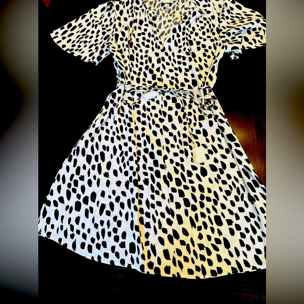 A New Day Sundress Black/white polka dots